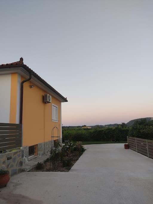 Casa Dei Fiori Villa Sarakinádhon Exterior photo